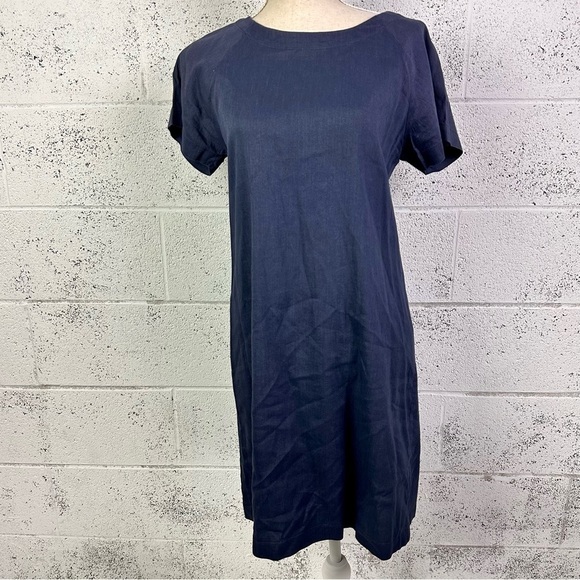 Theory Navy Blue Lace Back Raglan Shift Dress Linen Blend Size 6 Knee Length - Picture 2 of 9